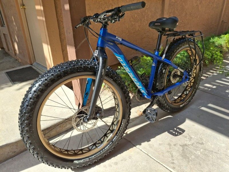 SPECIALIZED FAT BOY 18 SPEEDS TIRE 26 LIKE NEW SIZE M