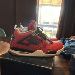 Jordan 4 toro size 11
