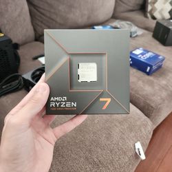 AMD Ryzen 7 7700X - 8C/16T Zen 4 AM5 CPU