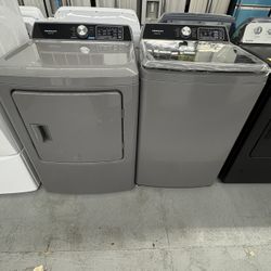  Crosley Set 4.1 Cu Ft Capacity Washer And 7.0 Cu Ft Dryer Gas