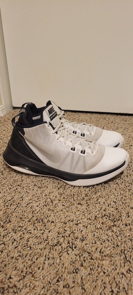 Nike Air Max Versitile Men's Size 10