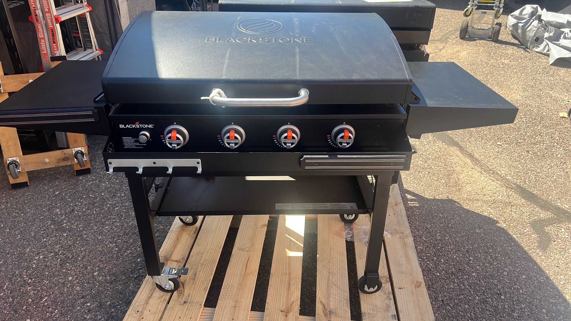 Blackstone Griddle 36” $295