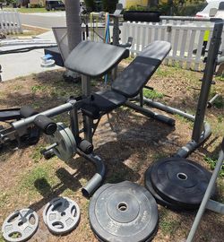 Weight Bench & Squat Rack with weights