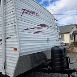 2003 Rag’n by National 24C Toy Hauler