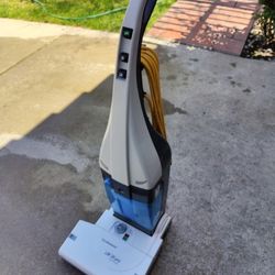 Hard Floor Scrubber 