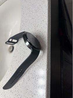 Samsung Galaxy Watch 8 Black/Gray – LTE (AT&T) – $400