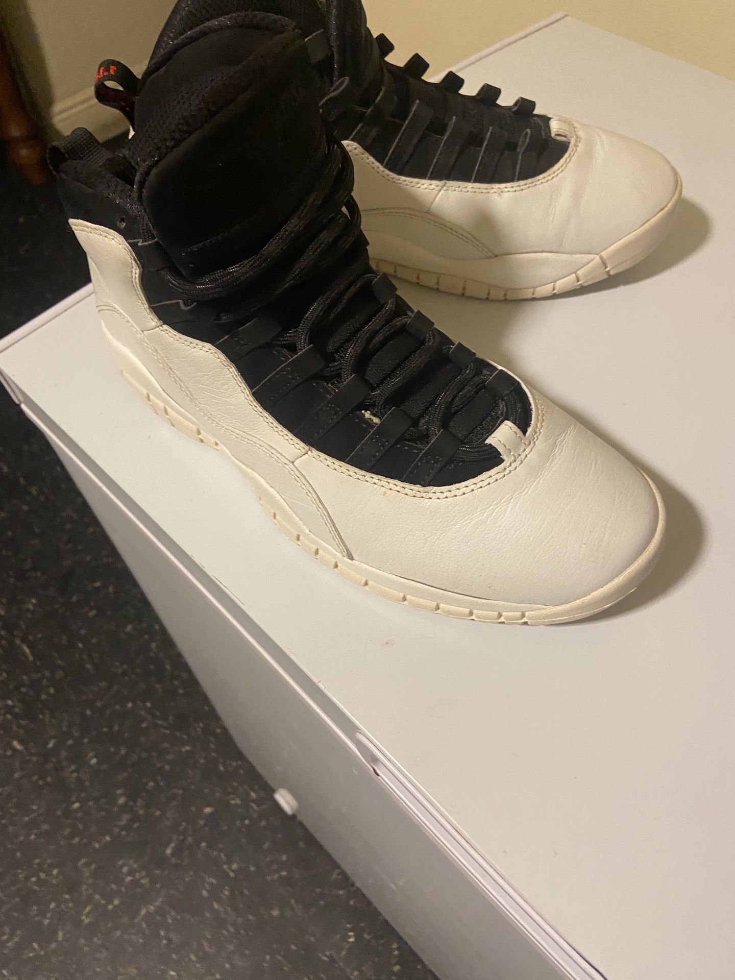 Air Jordans 10 Size 10.5