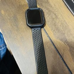 Apple iWatch Series 5 44MM cellular And Bluetooth 
