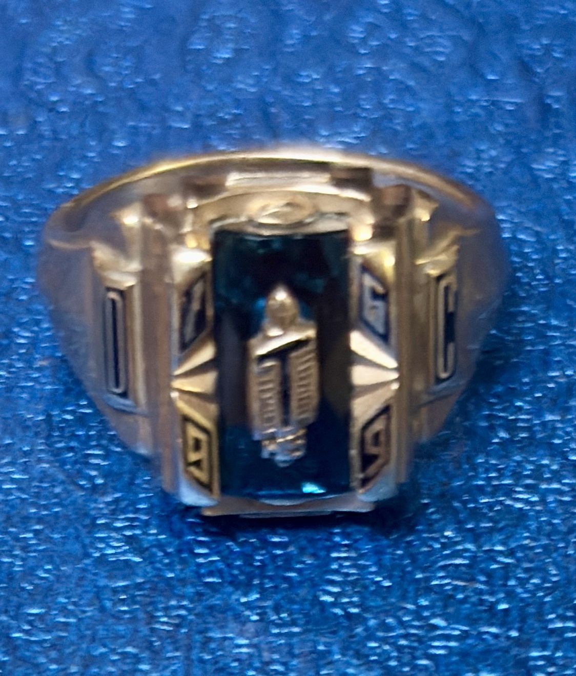 Vintage Class Ring