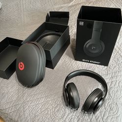 Beats 🎧 Headset 