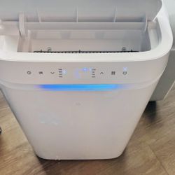 Portable AC, Ultra quiet, 12,000 BTU, brand spanking new. 