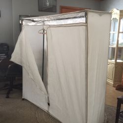 Portable Wardrobe/ Garment Rack 5x5x20”
