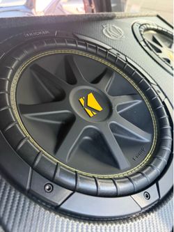 2 12 Kicker Subwoofer Comp