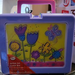 Zak 2001 lunch box