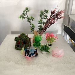 7 Piece Aquarium Decor