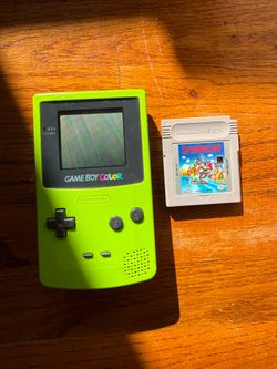 Nintendo Gameboy Color in Lime Green with SuperMarioLand