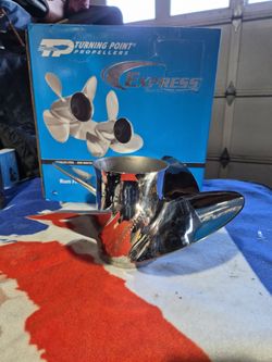 TURNING POINT PROPELLERS
14 1/2" x 17" Express Mach4, 4-Blade, RH, Stainless Steel Propeller
LIKE NEW