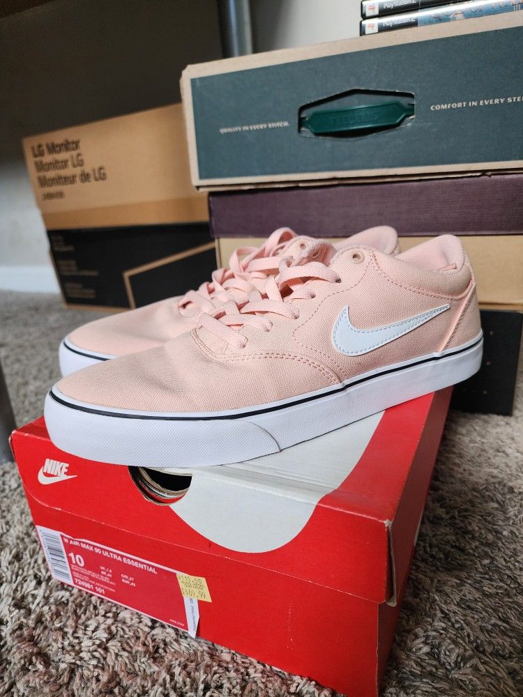 Brand New Nike Chron 2 Canvas SB Size 10 No Box