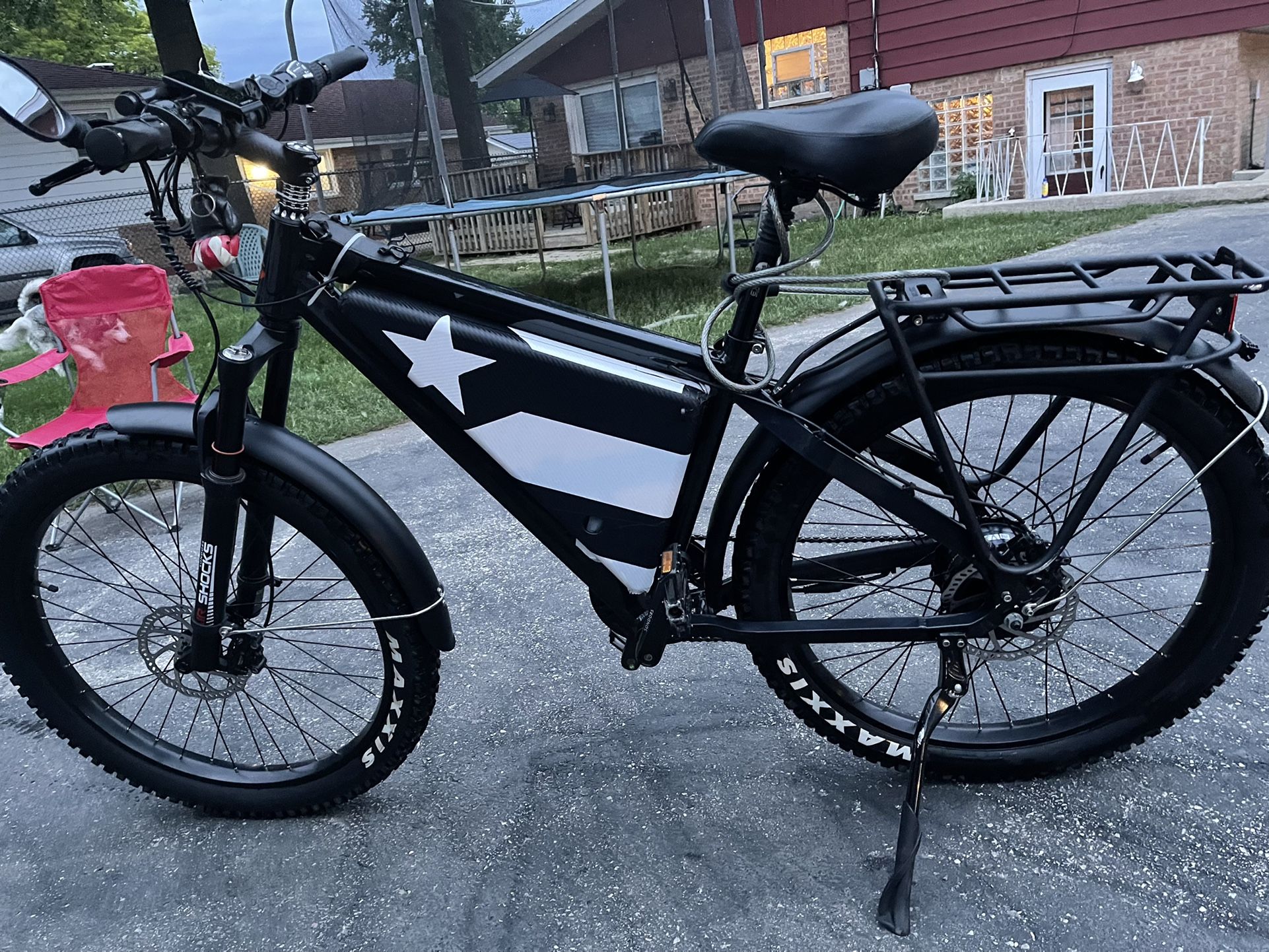 28-32mph Sondors Mxs Both The Bike And The Rack Bag And Fenders Together Along With The Additions I’ve Put On Are Worth Over 3500 Together