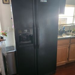 Kitchen Aid Refrigerator 