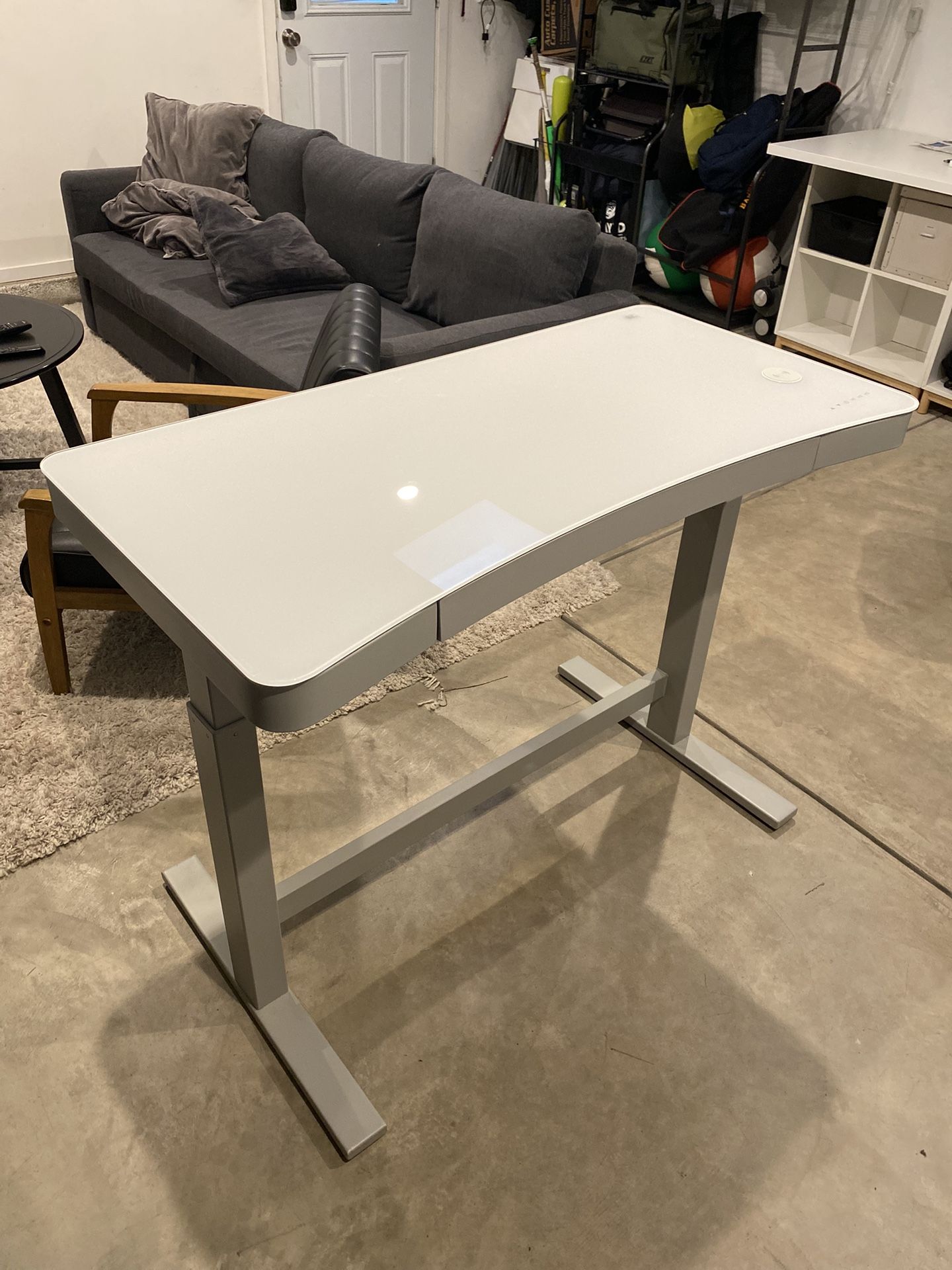 Electronic Stand Up Computer Table