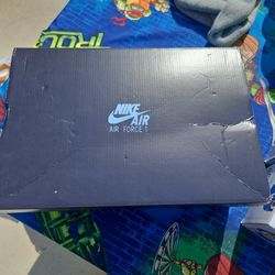 Nike Air Force 1 