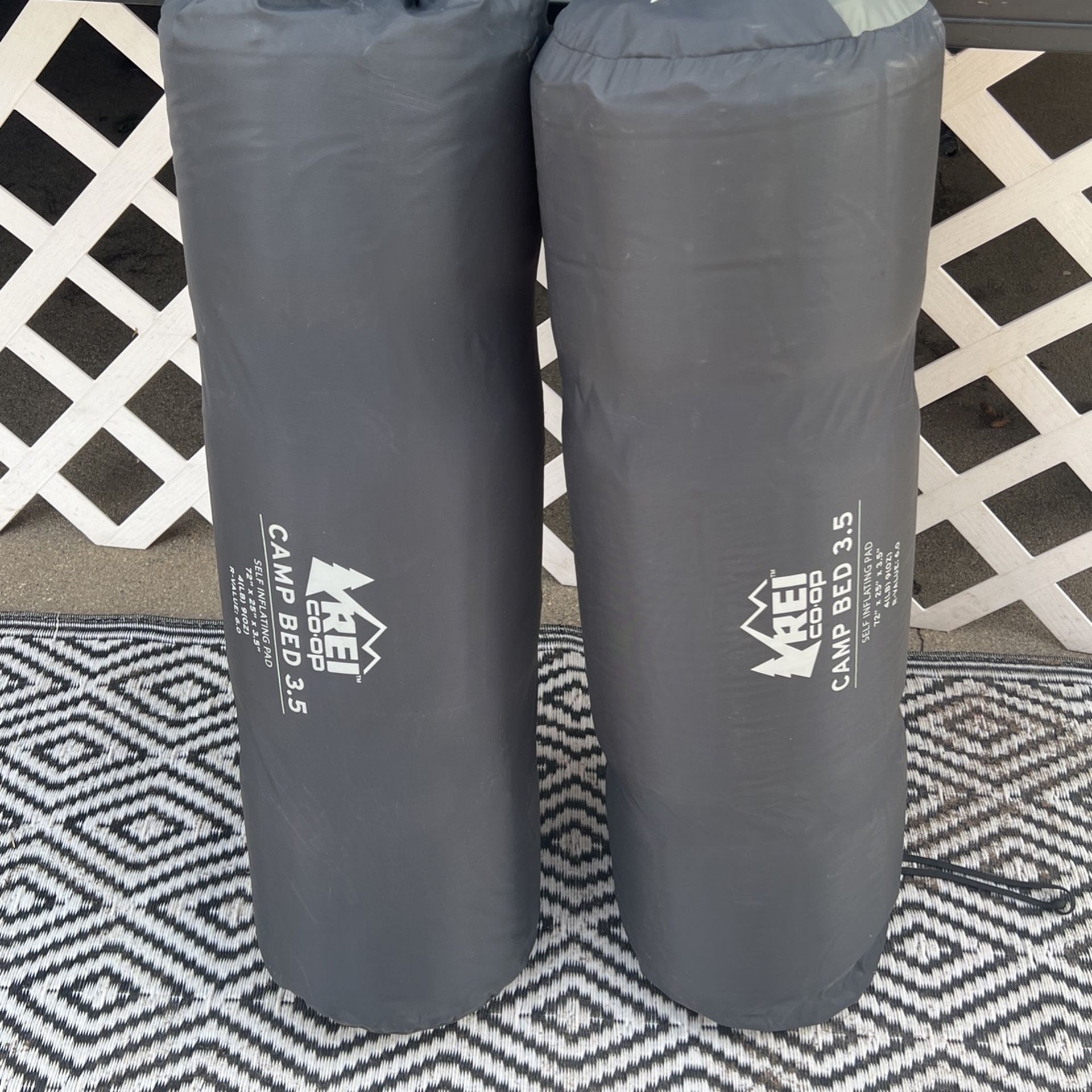REI Co-op Camp Bed 3.5 Self-Inflating Sleeping Pad