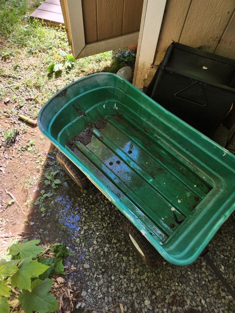 Yard Dump Cart