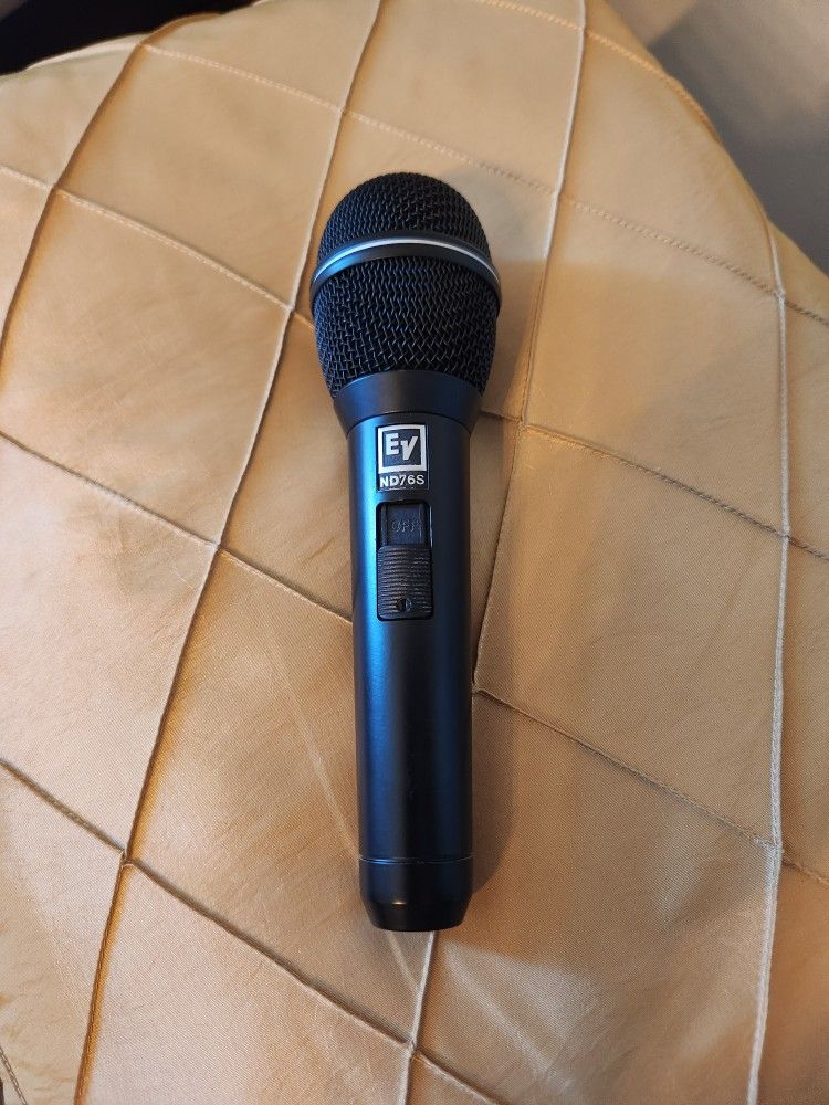 EV ND76S Microphone With Cord