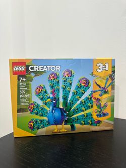 LEGO Creator 3-in-1 Exotic Peacock 31157