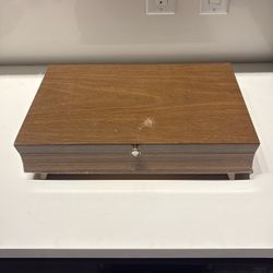 Vintage Jewlery Box 