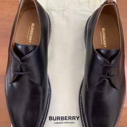 Burberry Shoes (41EU size)