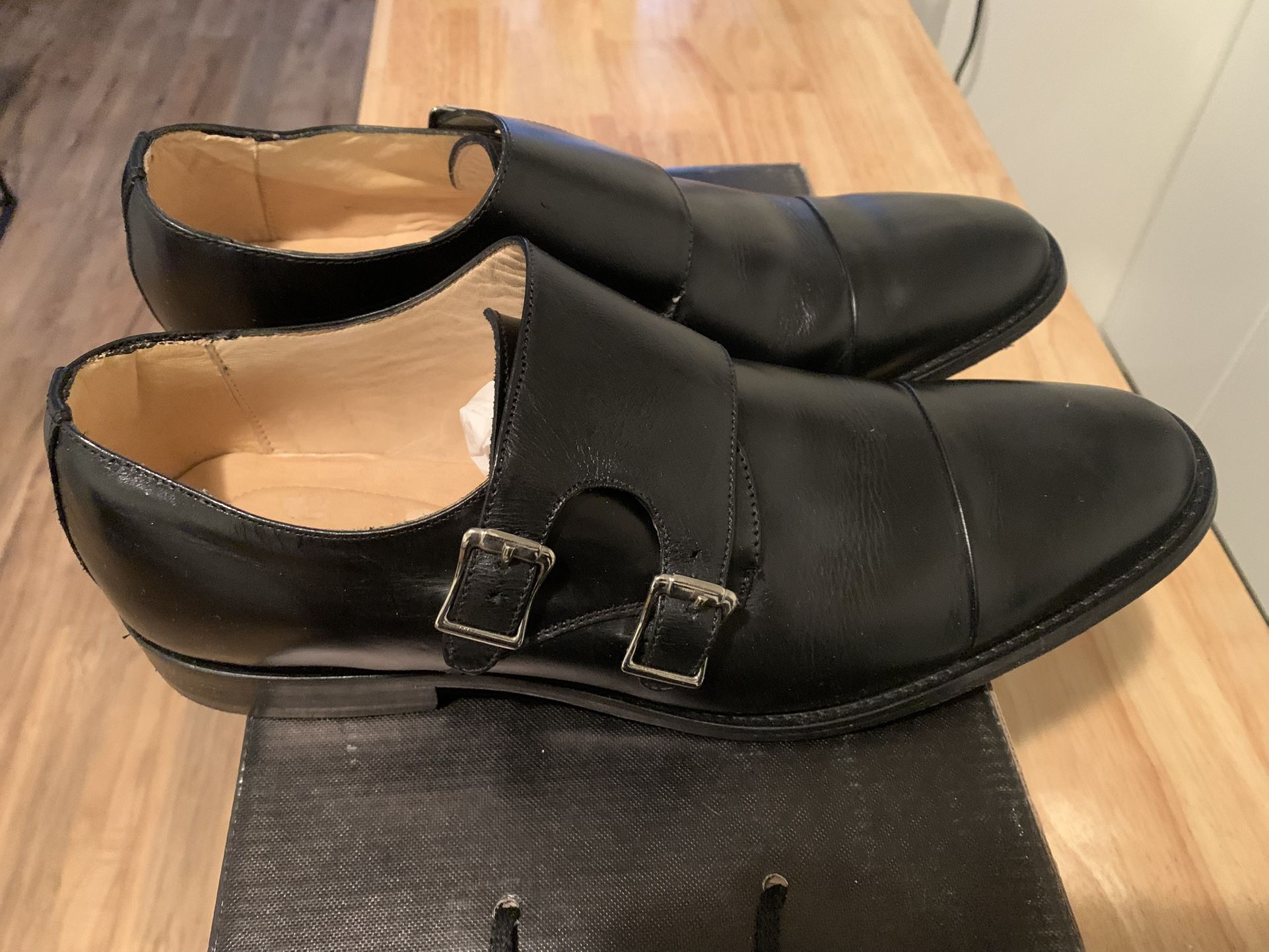 Men Dressing Shoes Black Leather Size 11.5