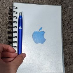 Apple Notebook