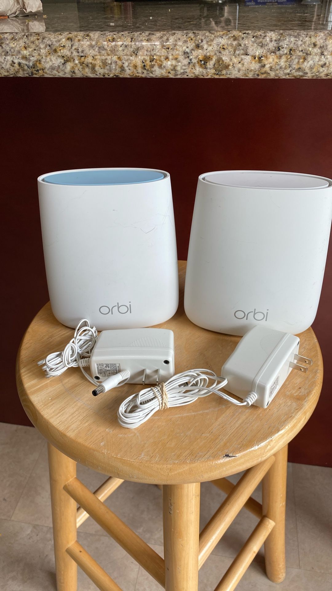 Netgear Orbi Router And Satellite RBR20/RBS20 With Power Cords