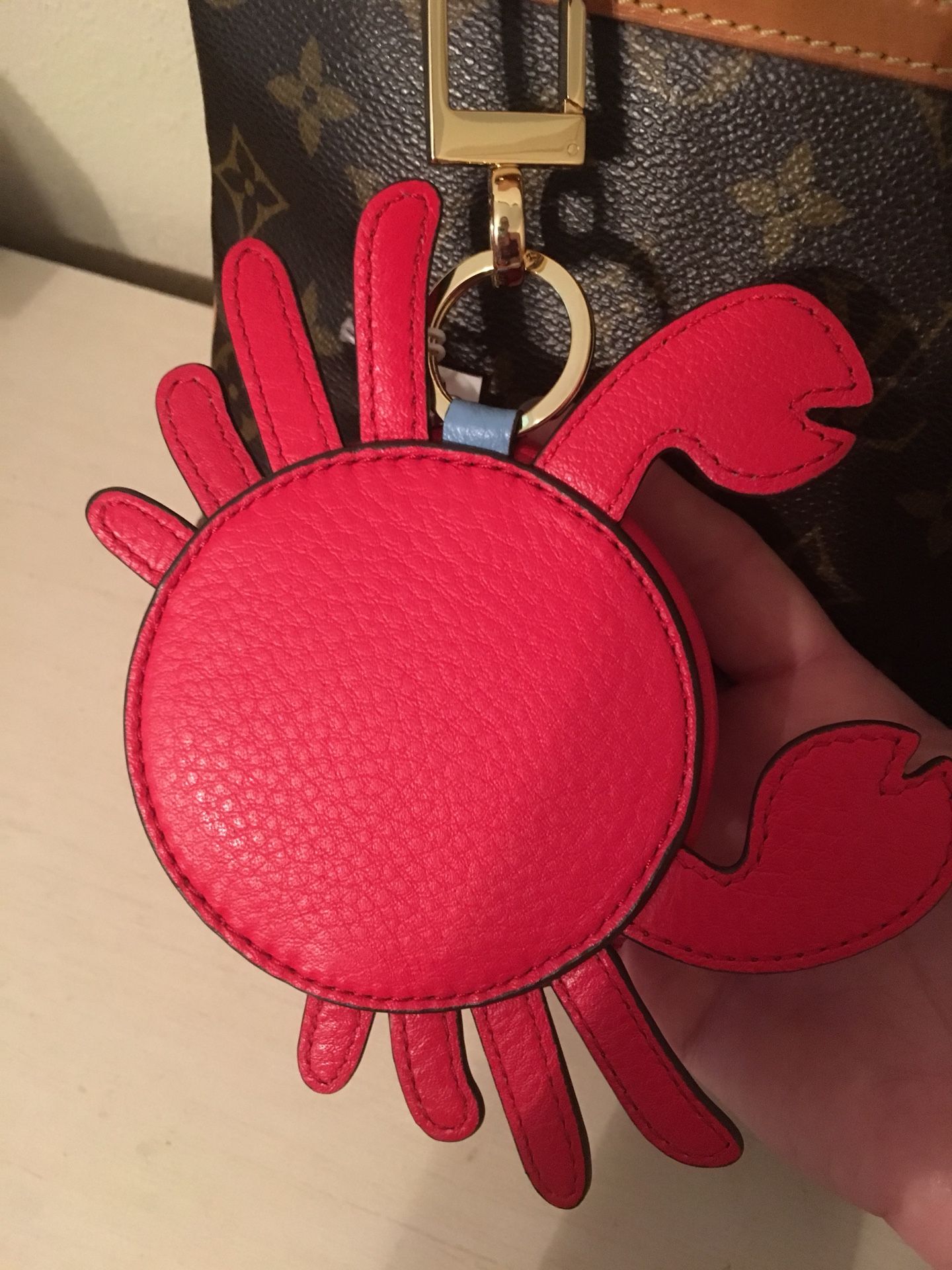 Authentic Tory Burch crab keyfob NWT for Sale in San Antonio, TX - OfferUp