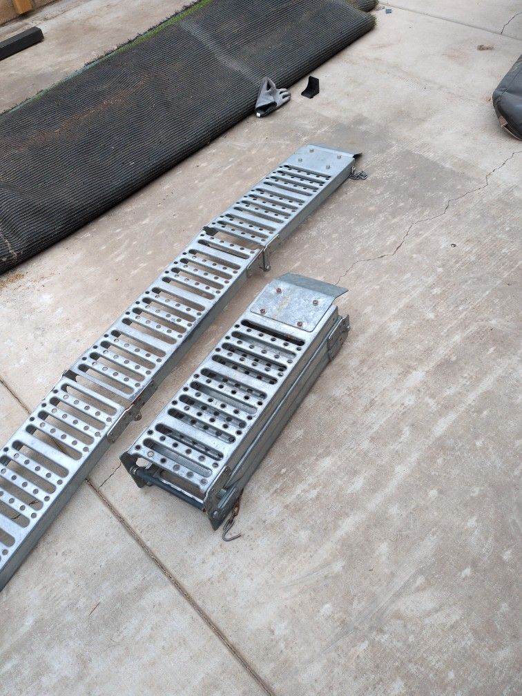 RAMPS ALUMINUM 1000 LBS CAPACITY