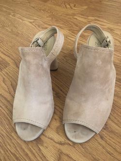 Naturalizer Suede Sandals 7M