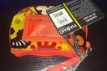 Hadaki Wristlet