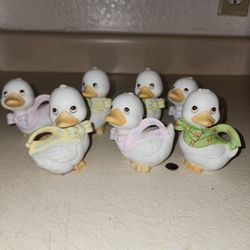 Little cute ducks for decorative purposes