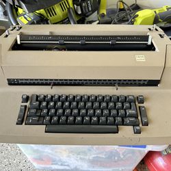 IBM Selectric II Correcting Typewriter 