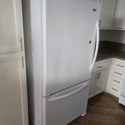 Whirlpool Fridge (Pending)