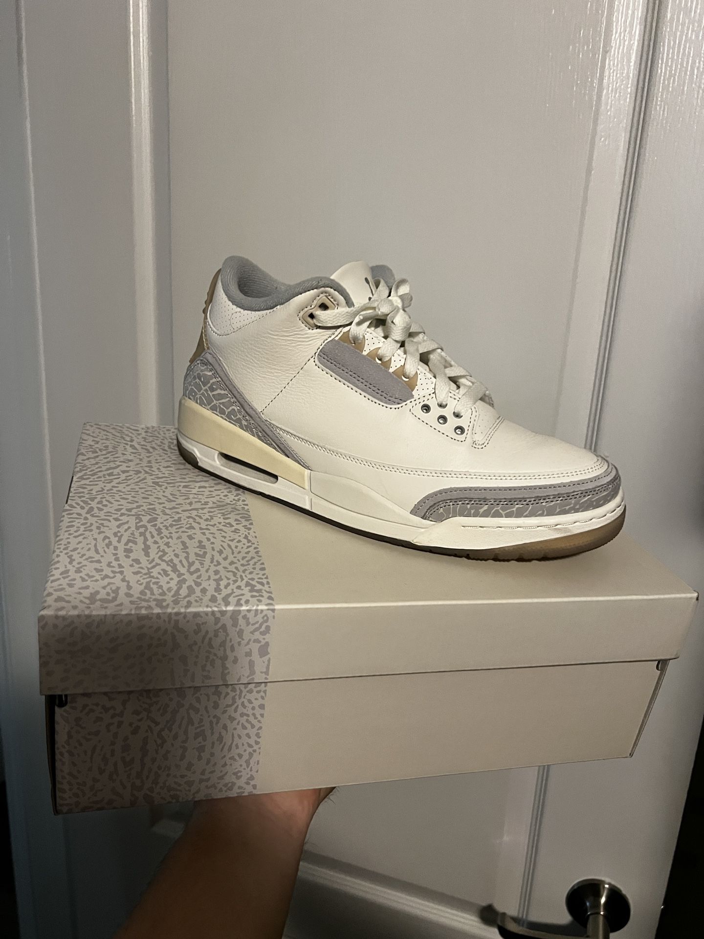 Jordan 3 Craft Ivory 9.5M