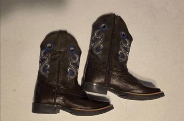 Botas