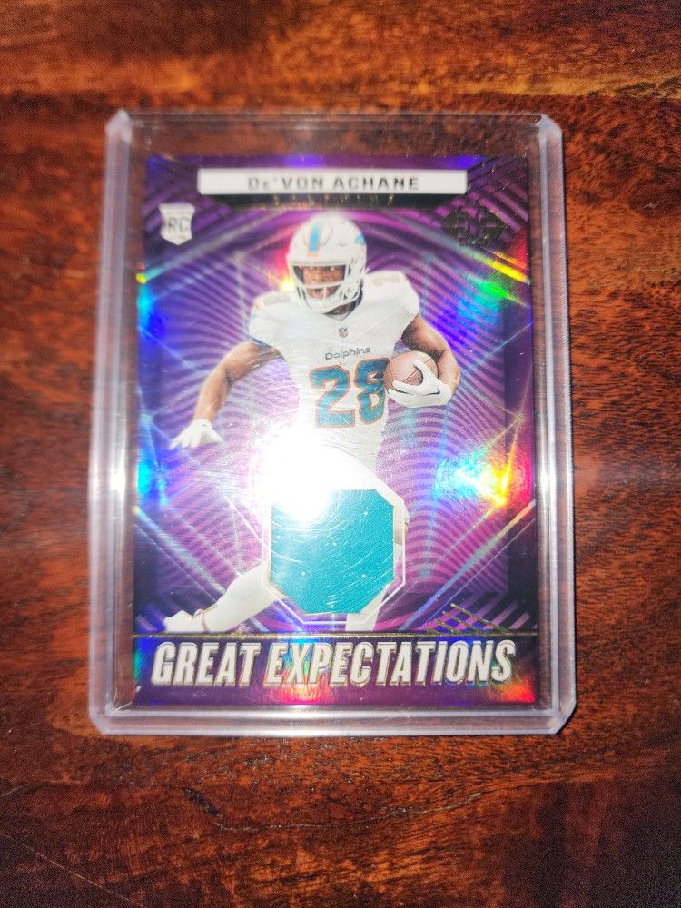 Devon Achane Illusions Patch Rookie Card