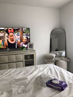 55” inch onn TV