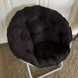 Black Round Saucer Chair