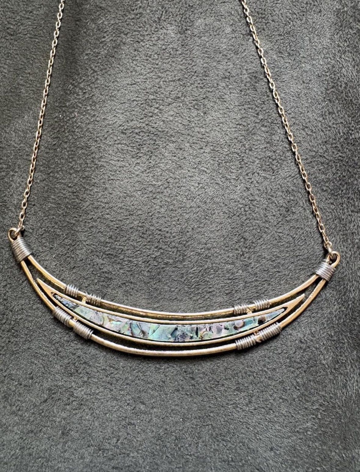 Vintage necklace with abalone shell inlay