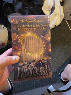 2025 replica world serious trophy
