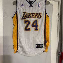 Lakers Jersey. Size 10-12 